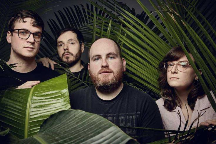 Big Nothing share video for 'Waste My Time'