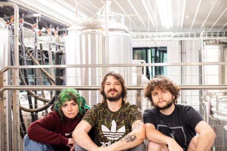 Cinema Stare release new single 'FML'