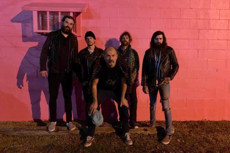 Evening Shadows (Strike Anywhere, Valient Thorr, ASG,...) share new single 'Karma Snake'