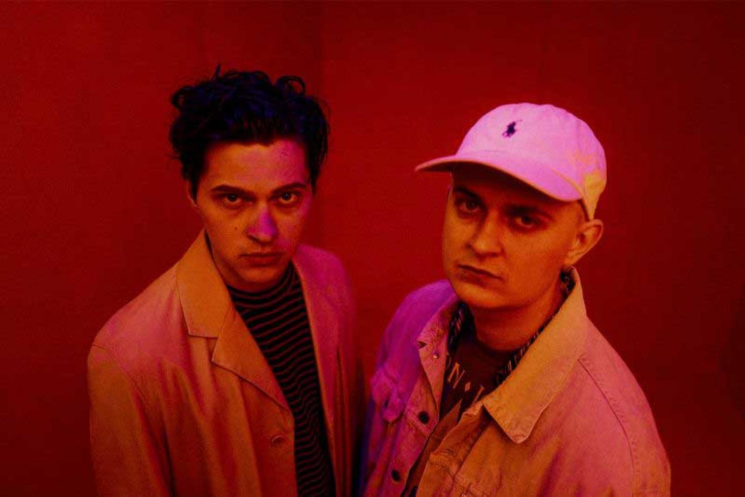 German duo The Deadnotes share video for new single 'Easy Summer'