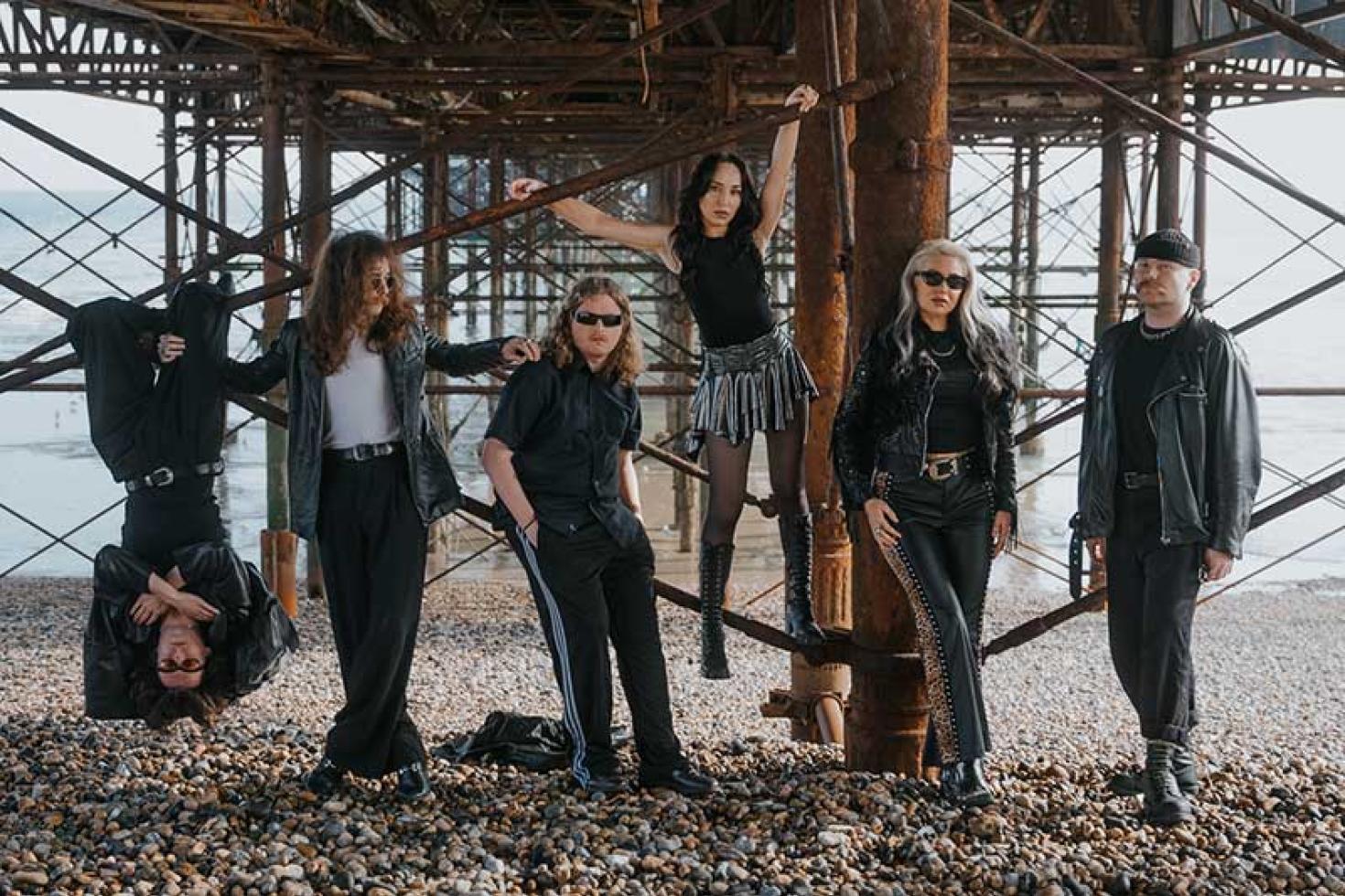 Jools shares new single 'Limerence' with video