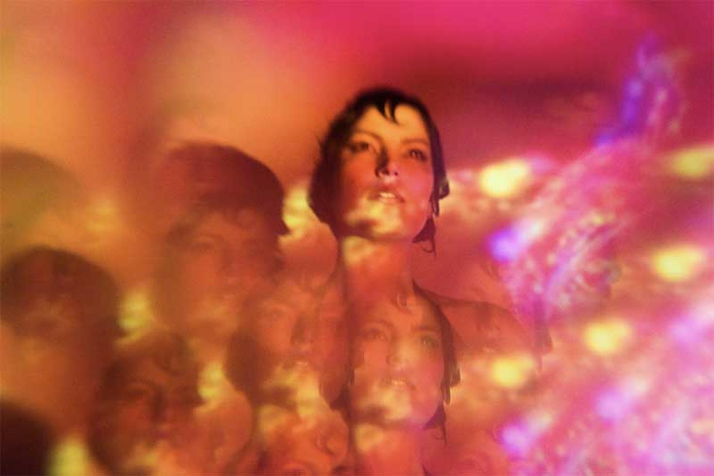 Maura Weaver shares new single/video 'The Face'