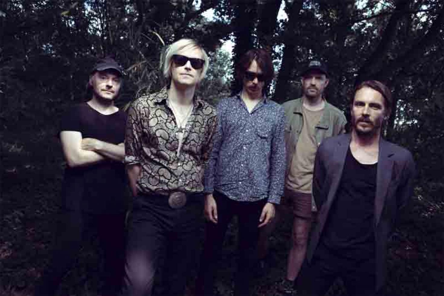 Refused get 'Blood Red' on new single