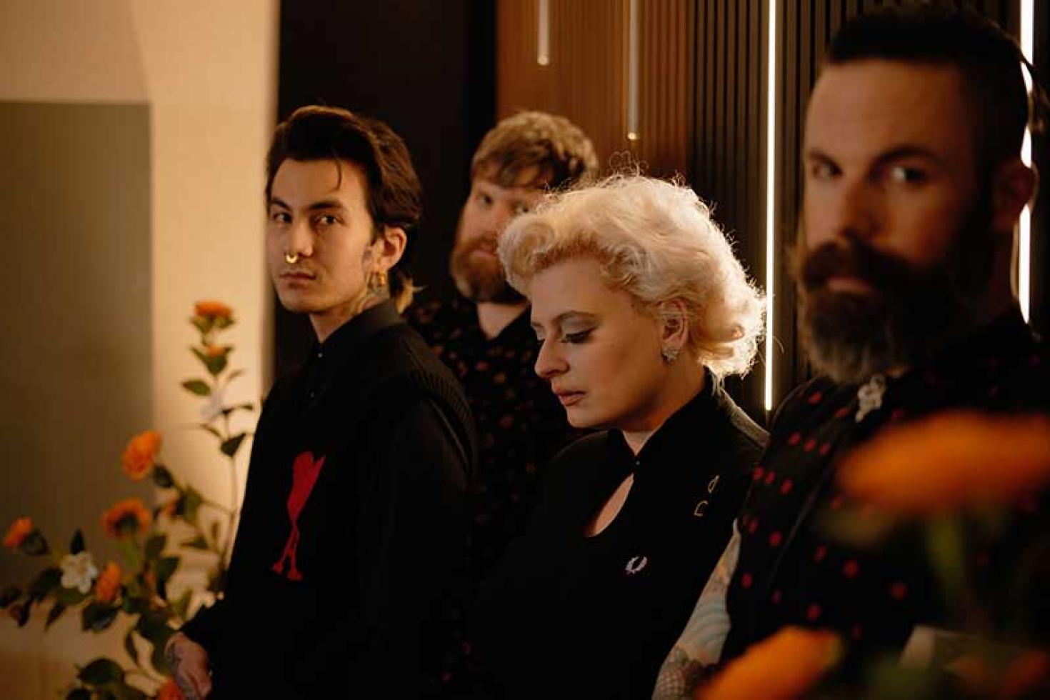 Tess & The Details share video for new single 'Standing On The Edge'