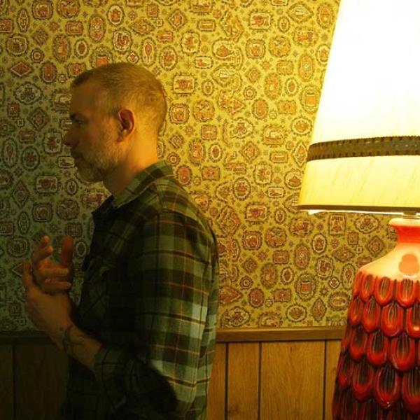 Lucero frontman Ben Nichols releases new single 'The Darkness Sings'
