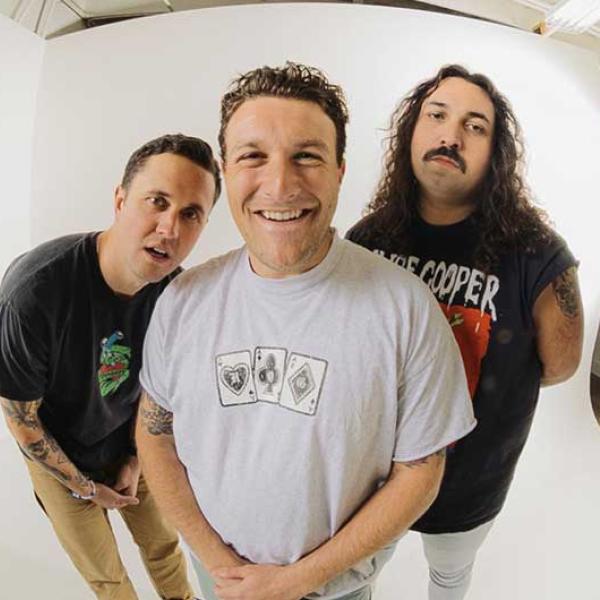Drain share new single 'Scared Of Everything And Nothing'
