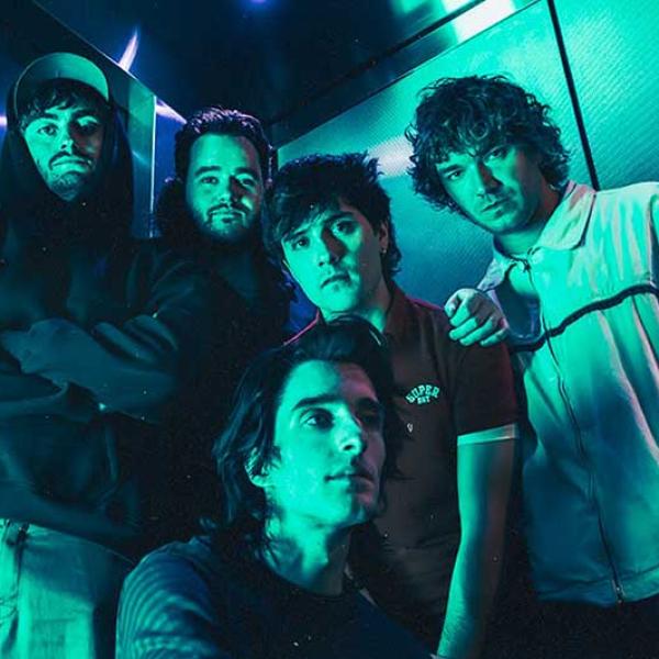 Footballhead release new single 'Fall Away'