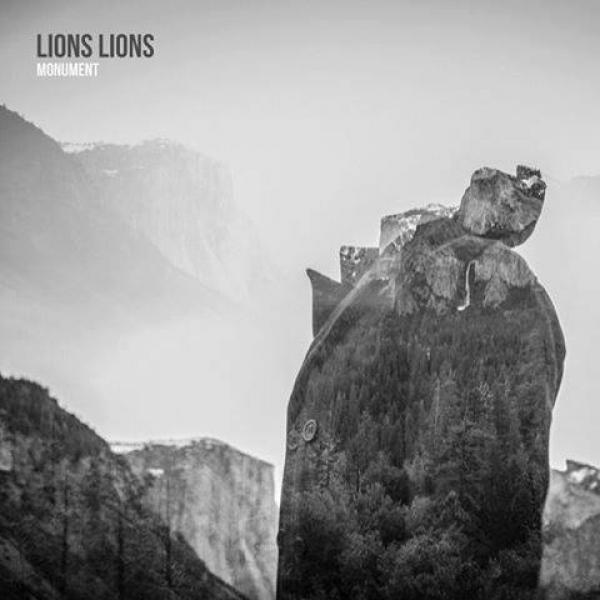 Lions Lions - Monument