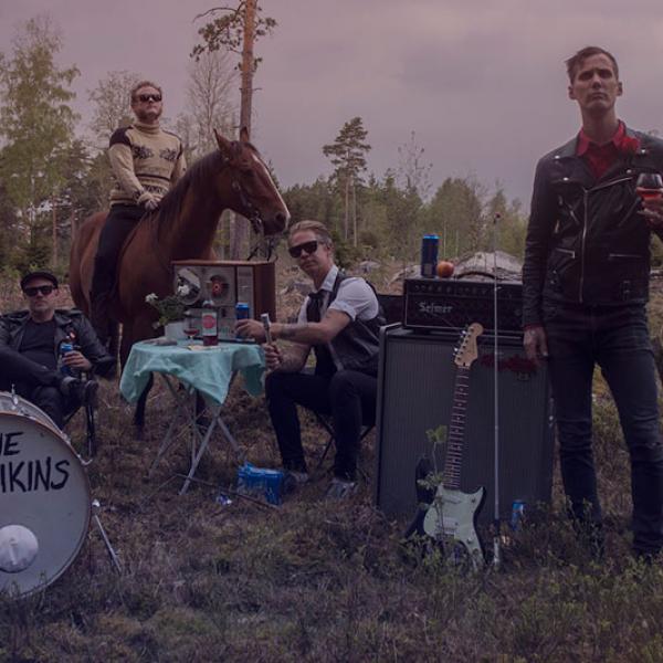 Swedish garage punksThe Manikins join Lövely Records; share new single