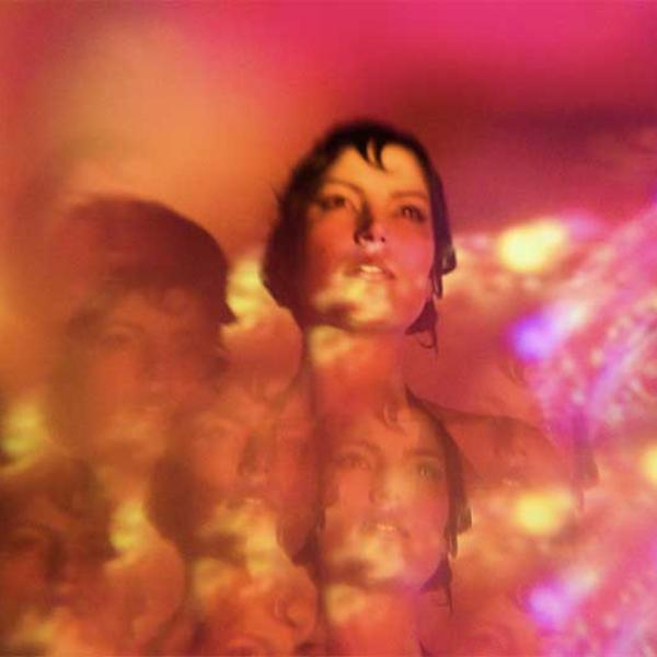 Maura Weaver shares new single/video 'The Face'