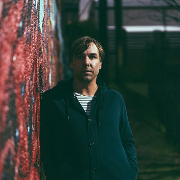 Mountain Time (Chris Simpson of Mineral, The Gloria Record) shares new single 'Empty Graves'