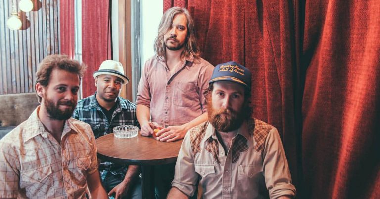 Birds Of Night share video for “Blacklight”