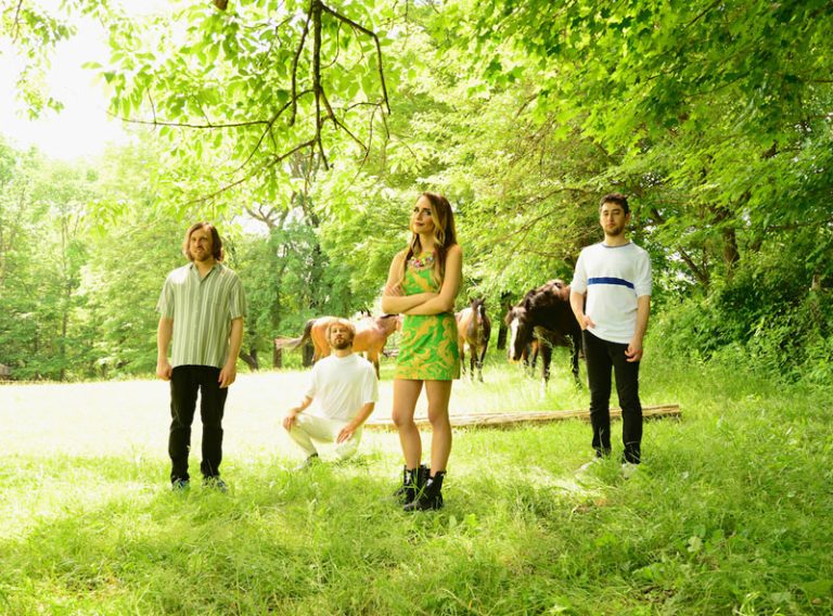 Speedy Ortiz post video for ‘Villain’