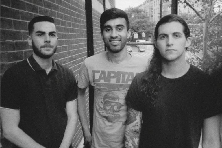 PREMIERE: Starving Arts stream “Shadow Of Doubt”