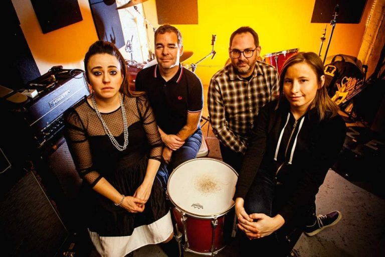 Airstream Futures share Little Rocket Records’ Countdown Session