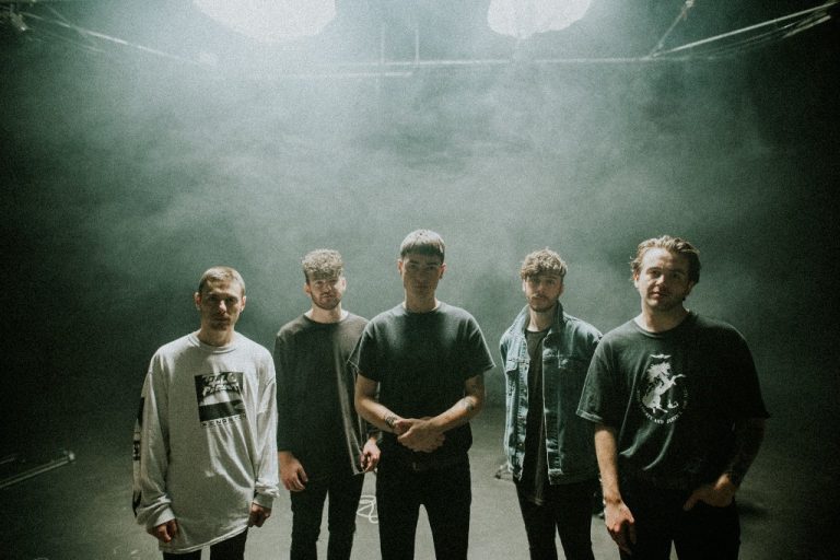 Boston Manor release new single “Drowned In Gold”