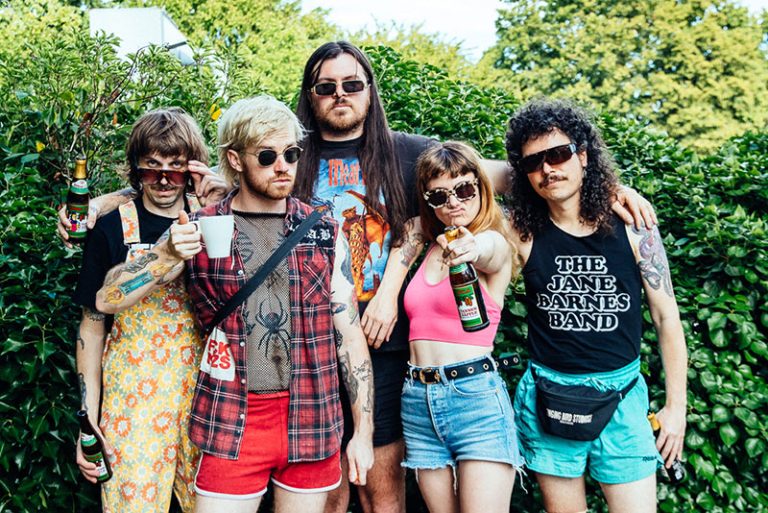 Clowns share video for new single ‘Thanks 4 Nothing’