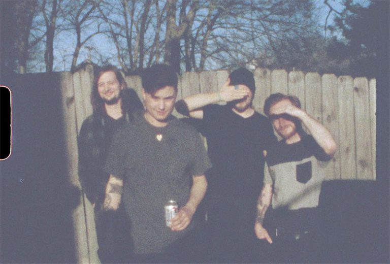 Daisyhead share “Cute Little Finger” video