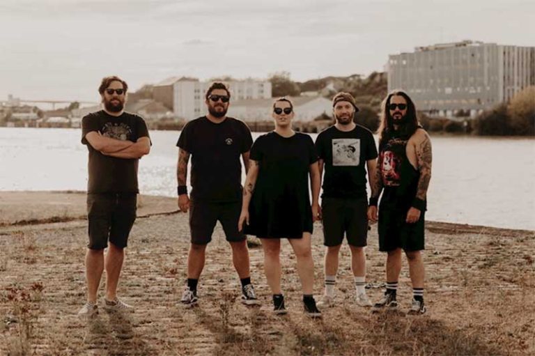 The Dead Krazukies release new single ‘Captain Crust’