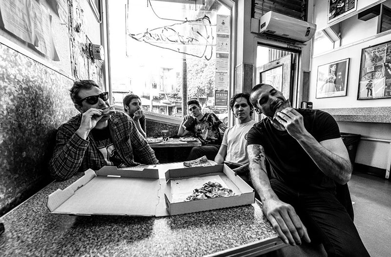 Decent Criminal announce tour with The Raging Nathans and Dead Bars; share video for 'Summer Trip'