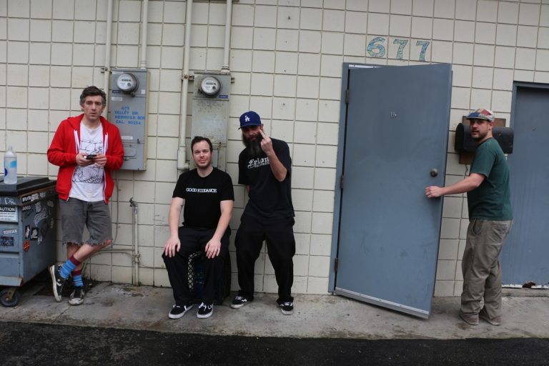 Emmer Effer stream “From The Bottom Down” in full