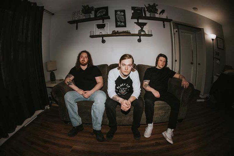 Excuses Excuses release new single ‘Paralysis’