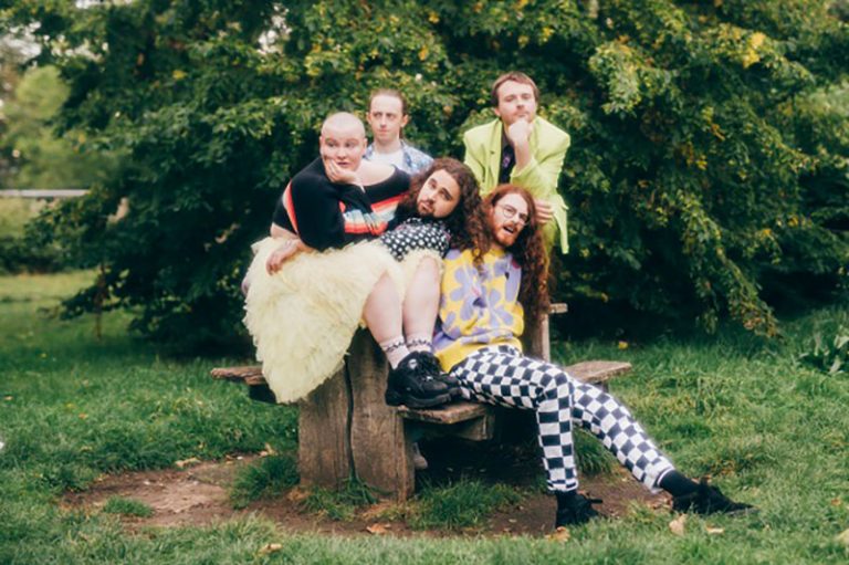 Gen And The Degenerates release new single ‘Kids Wanna Dance’
