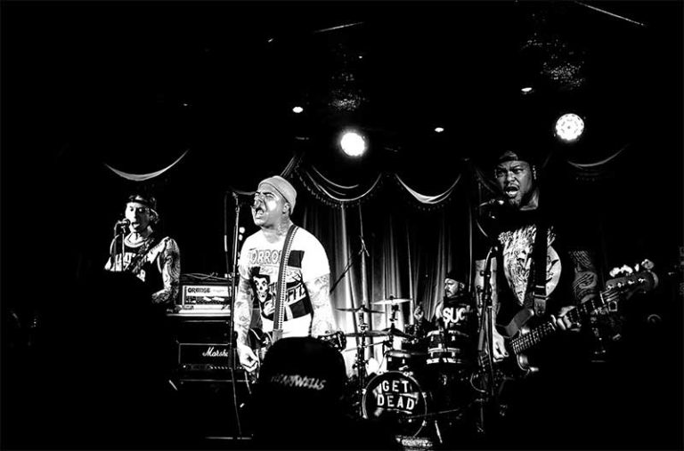 LA punk outfit Heartwells releases new single ‘Backstabbers’