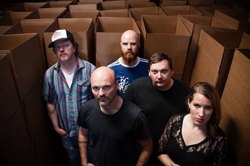 In The Pines share new single ‘Bones’