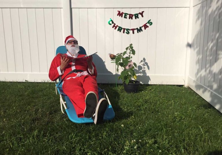 PREMIERE: Jagger Holly get into the holiday spirit with new single ‘Christmas in Hawaii’