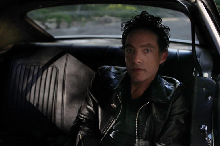 Jakob Dylan examines ‘Exit Wounds’ on first new Wallflowers album in nine years