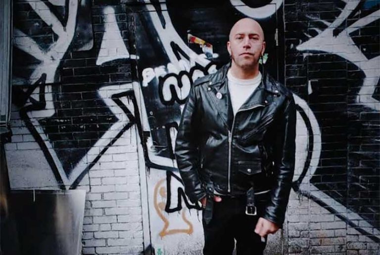 Kurt Baker shares video for new single ‘Anchors Up’