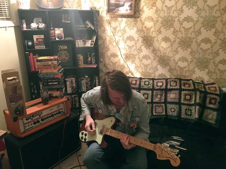 PREMIERE: Local Drags releases video for ‘Plot Holes’