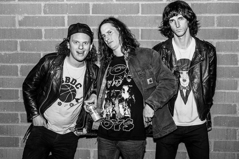 Mean Jeans release surprise 3-song digital EP ‘Hits From The Bog’