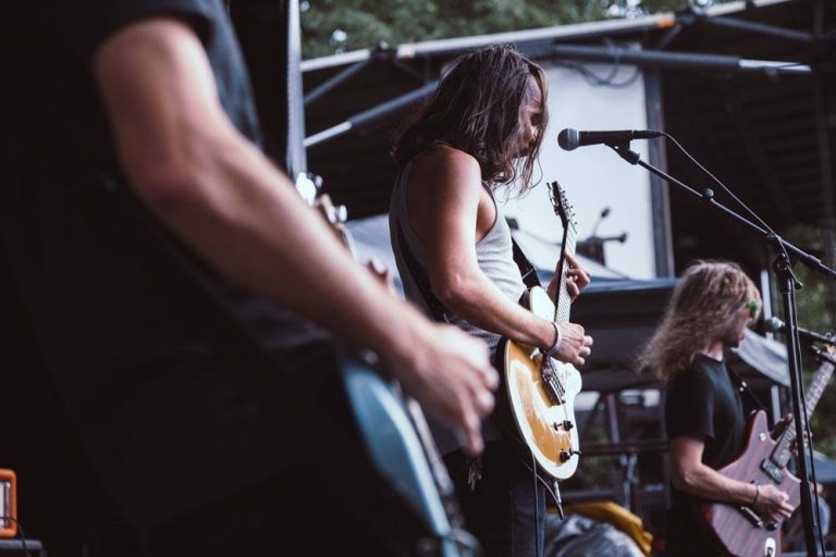 Microwave premiere video for “Roaches”