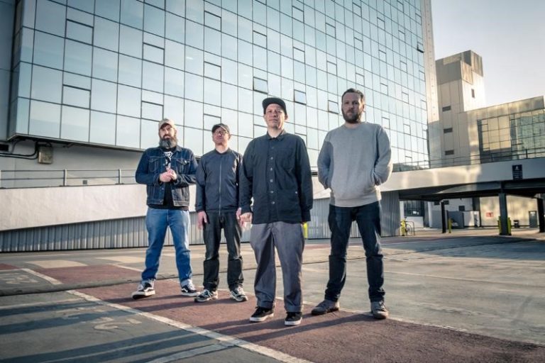 Mogwai share new single “Party In The Dark”