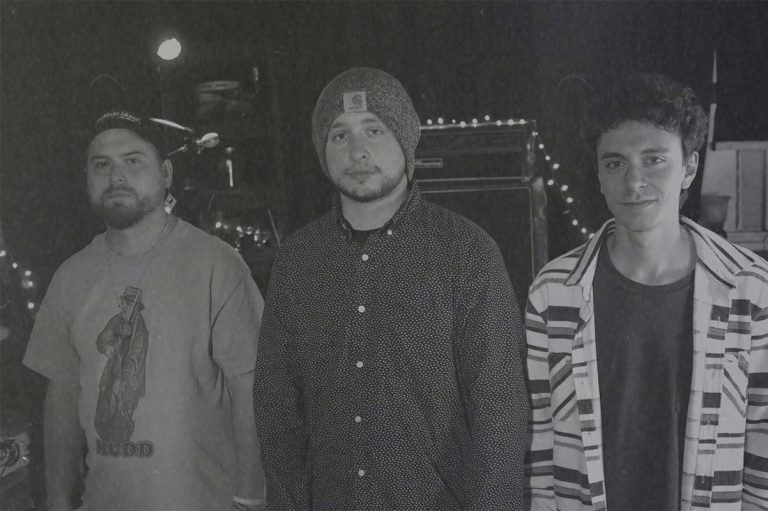PREMIERE: Stream Paper Lanterns’ new 7″ ‘Awkward’