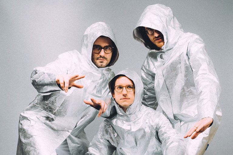 Pet Symmetry shares loungey new single ‘Pet Sympathy’