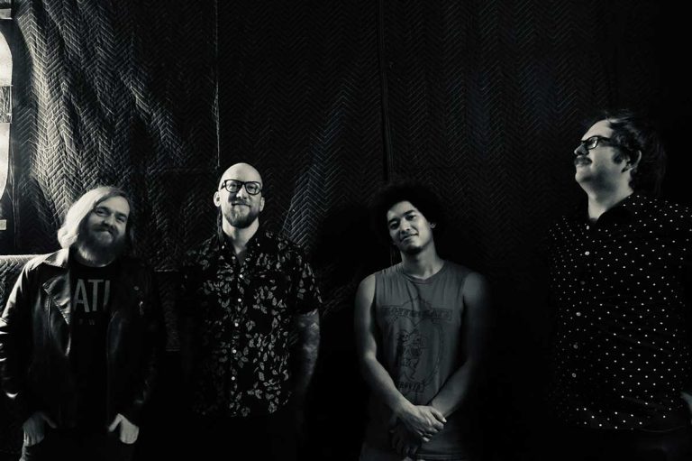 PREMIERE: Russian Girlfriends share video for new single ‘Like A Drug’