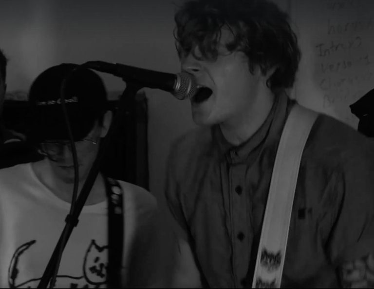 Sanderlings release new single along with Jawbreaker cover