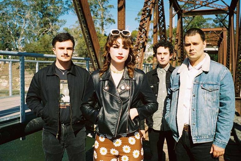 Scowl share new single ft. Sammy from Drain