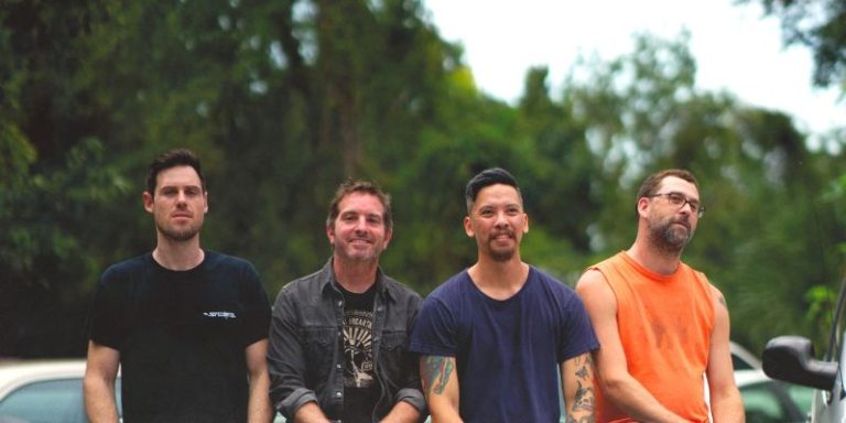 Ship Thieves and Reconciler team up for split