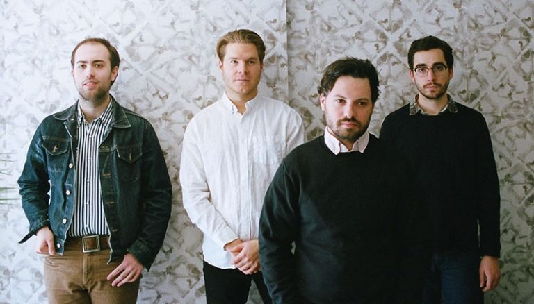 Single Mothers debut “Leash”