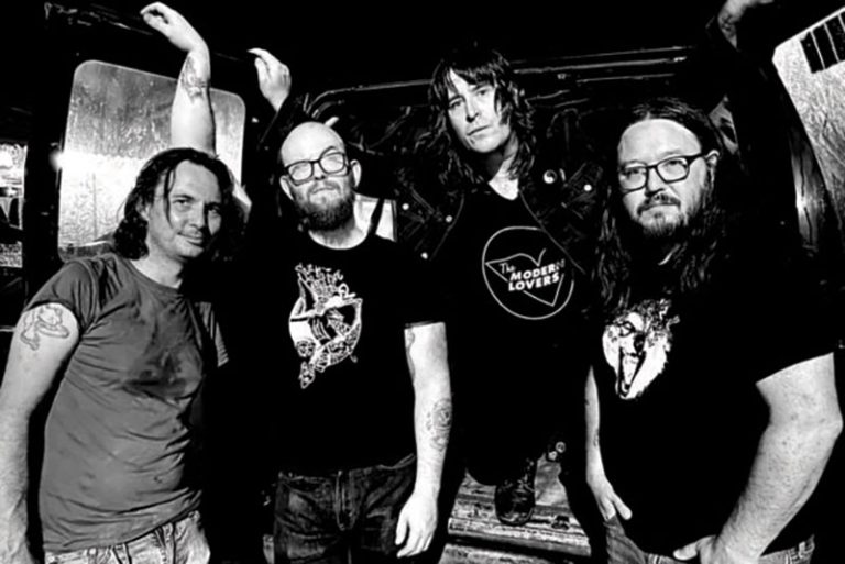 The Sleeveens release single ‘Metallica Font’