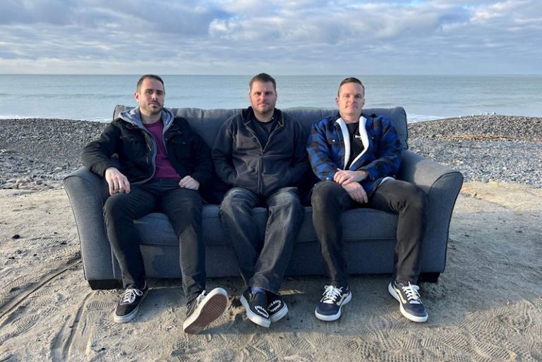 Melodic punk trio Taken Days releasing new single ‘Over Zelle Us’