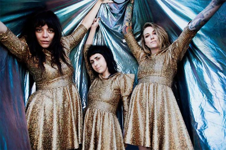 The Coathangers share new video for ‘Step Back’