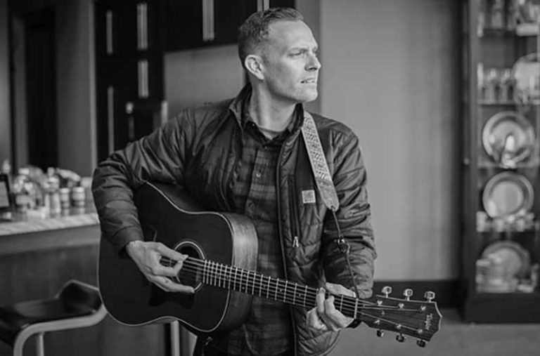 Vinnie Caruana releases new track ‘Alone’