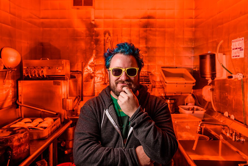 Walt Hamburger releases new full-band single '6-3'