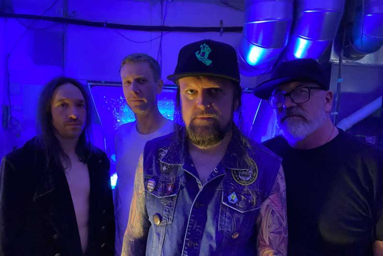 PREMIERE: Stream Wenches new album ‘Stupid SIck’ in full