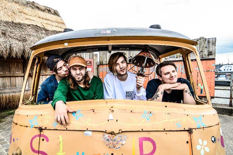 WSTR release new single “Featherweight”
